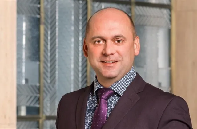 Benda (ING): Deficity rozpočtu a zadlužení ČR z pohledu zahraničních investorů nejsou problém, česká aktiva mají punc bezpečí