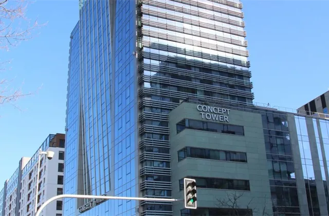 WOOD & Company nákupem další varšavské kancelářské budovy rozšiřuje portfolio na 15 budov