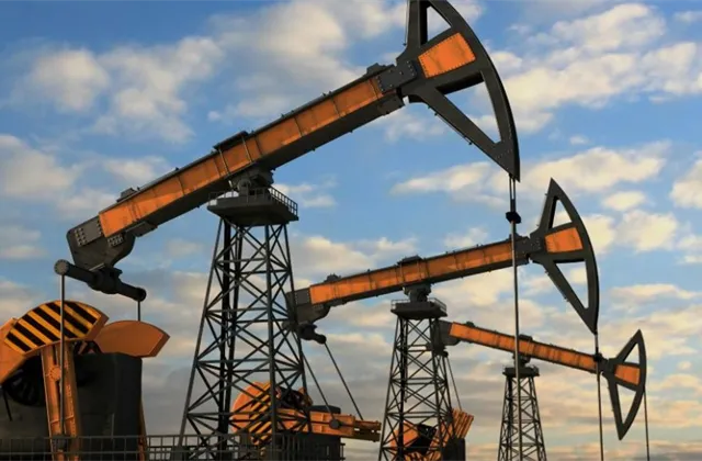 Tyleček (XTB): Ropu v dlouhodobém horizontu "hraji" přes akcie velkých těžařů, zásadní otázkou je vývoj poptávky po surovině