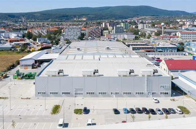 Čistý zisk průmyslového developera CTP v prvním čtvrtletí stoupl o 0,6 % na 226,9 milionu eur