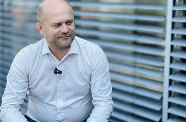 Dohnal (Capitalinked): Vybírat od ČEZ mimořádnou daň i v roce 2025 je špatné rozhodnutí. Nezapočítat rekordní dividendu do mimořádných příjmů státu není legitimní argument