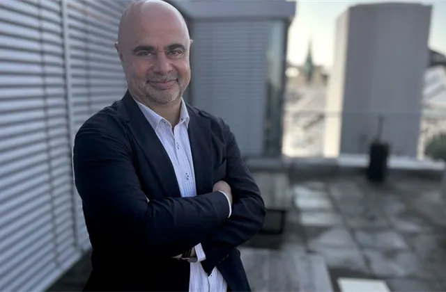 Startupy jsou pro ekonomiku totéž co včely pro přírodu. Je potřeba opylovat a zasévat a pak postupně sklízet, říká andělský investor Petr Šíma