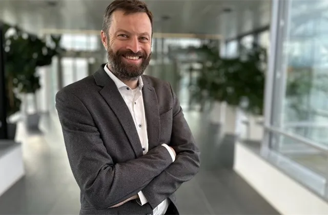 Sbírání aut je vášeň. Většinou si je kupují lidé, kterým jako malým visela v pokojíčku, říká David Zabadal z YDeal Cars