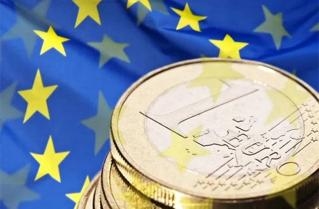 Eurozóna revidovala přebytek běžného účtu ve čtvrtém čtvrtletí: +59,6 miliardy eur (oproti +35,9 miliardy eur v minulém roce)