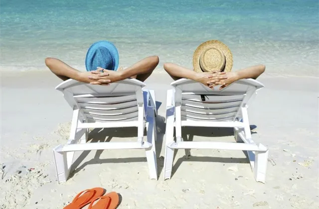 Všechno, co chcete vědět o letošní dovolené, ale báli jste se zeptat