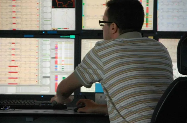 Jakou strategii zvolit pro překoupené trhy? Investovat do volatility!