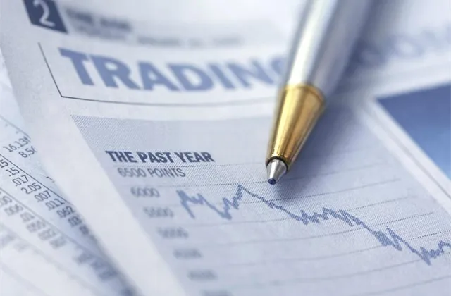 Akcie: Velká rotace, ale dluhopisy do toho netahejte!