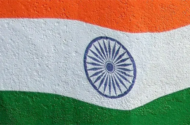 Indický běžný účet skončil v prvním čtvrtletí 2013 deficitem 18,1 miliardy USD