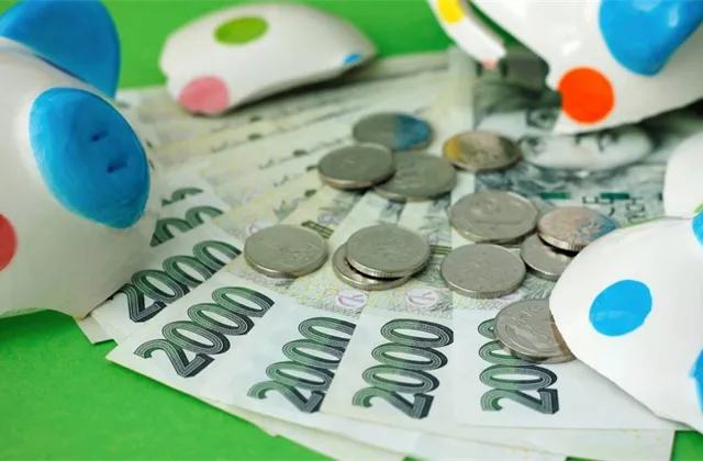 Namísto prasátka investice. Jak dětem zajistit stovky tisíc, než budou dospělé?