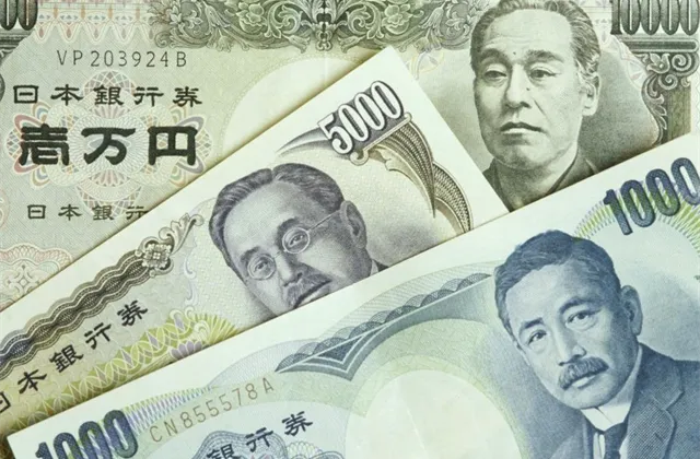 Jen oslabil vůči dolaru přes 100 USD/JPY poprvé od začátku června