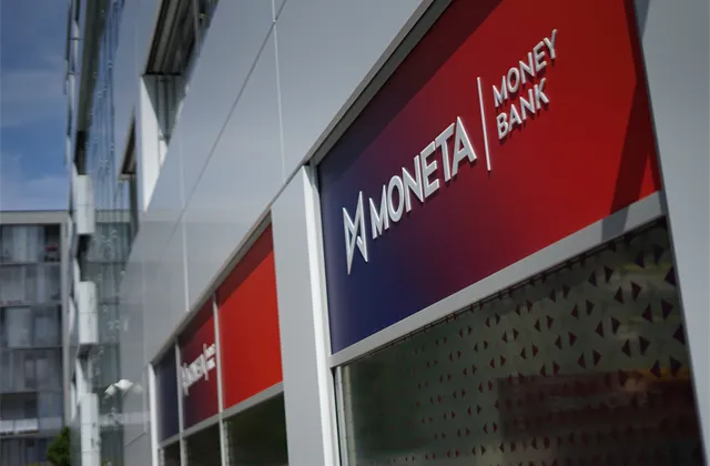 MONETA Money Bank - ilustrační foto