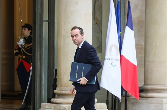 Sébastien Lecornu, Francie