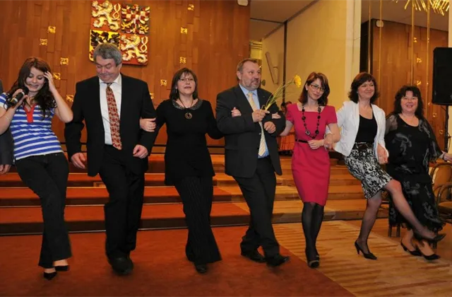 Volby: Co chystá pro podnikatele a investory KSČM? Daně pro velké firmy i výkup akcií