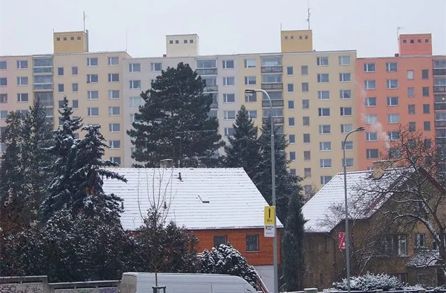 Zvažujete investici do nemovitostí? Nebojte se paneláků