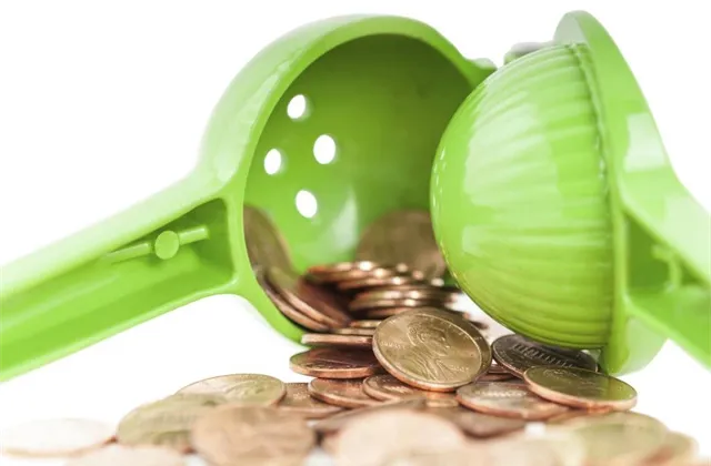 Nový rok přinese posílení práv drobných investorů. Urychlují proto firmy squeeze-outy?