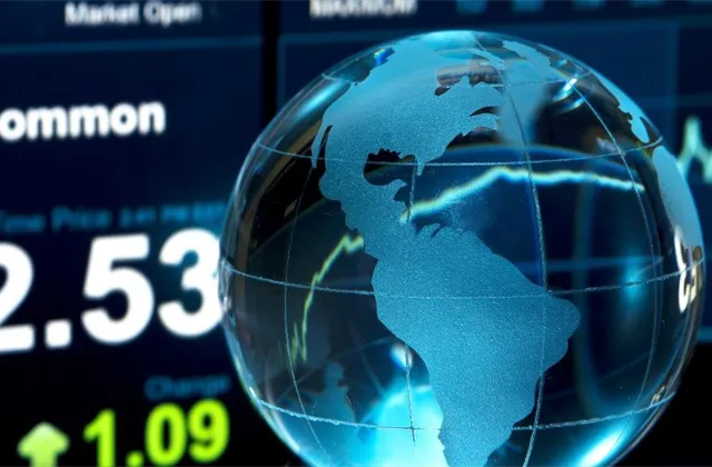 Martin Krajhanzl (ČS): Světové akcie čeká na začátku roku korekce, rok 2014 nebude lepší než ten letošní