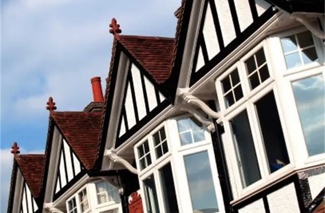 Ceny domů ve Velké Británii v únoru vzrostly o 9,4 % meziročně a o 0,6 % meziměsíčně