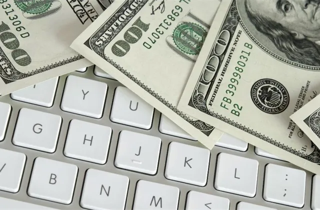 Americký dolar je stále největší rezervní měna, ale jüan mu může šlapat na paty