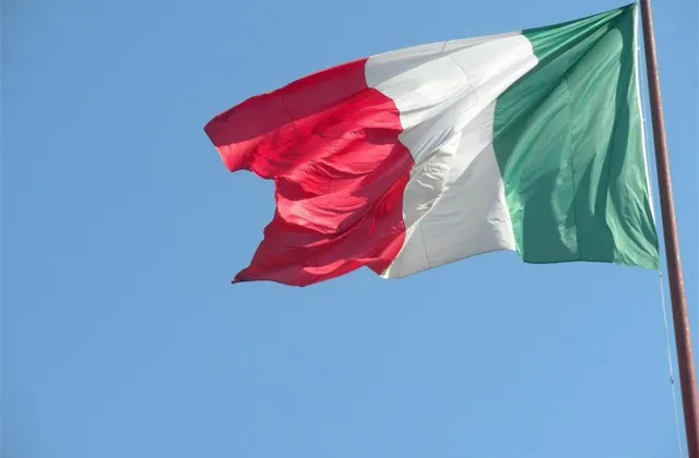 Itálie: Index cen výrobců v červnu meziročně klesl o 1,6 % (odhad: -1,8 %, květen: -1,4 %), meziměsíčně o 0,1 % vzrostl (odhad: -0,1 %, květen: -0,1 %)