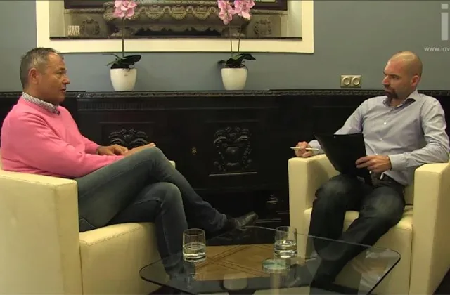 Nejen čipy v mozku: Za šest, sedm let nebudou potřeba účetní, předpovídá Jan Mühlfeit