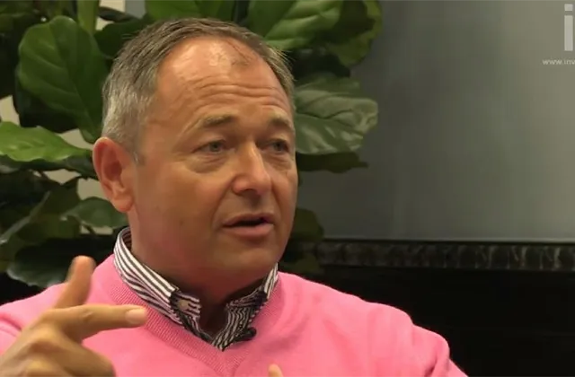 Jan Mühlfeit (Microsoft): Technologie bychom neměli používat jako náhradu za sociální dovednosti. Počítač není učitel a mobil není chůva