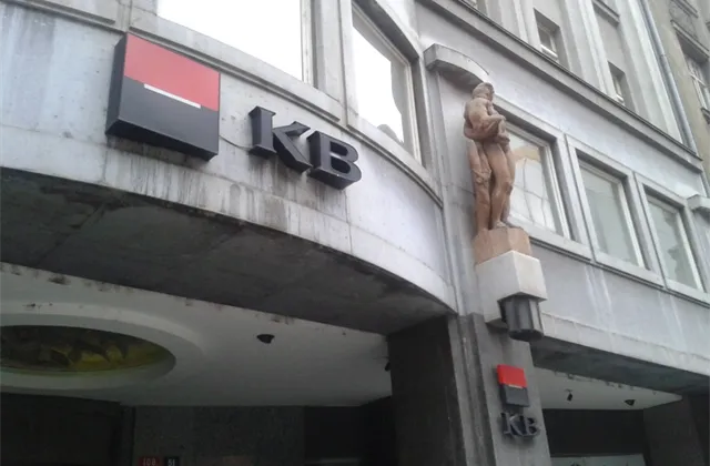 Které akcie vám v listopadu vydělají balík? Hledat se dá i na pražské burze