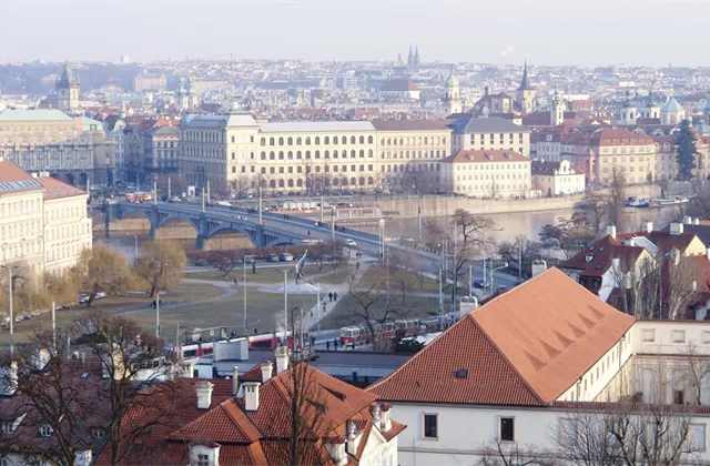 Realitní investice by letos v ČR mohly překročit dvě miliardy eur