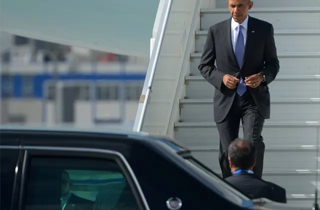 Veřejný dluh USA se poprvé přehoupl přes 18 bilionů (103 % HDP)