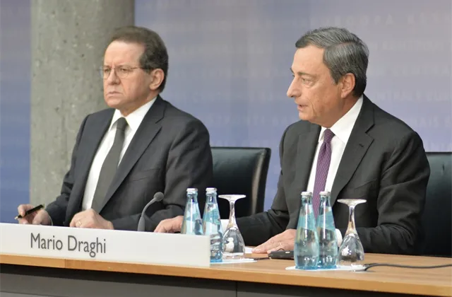 ECB zatím nespouští kvantitativní uvolnění