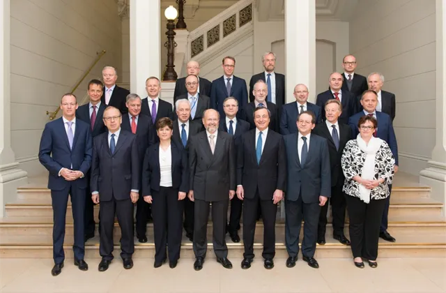 Takhle jednotlivé země přispívají do ECB. Bude banka ve stejném poměru odkupovat jejich dluhopisy?