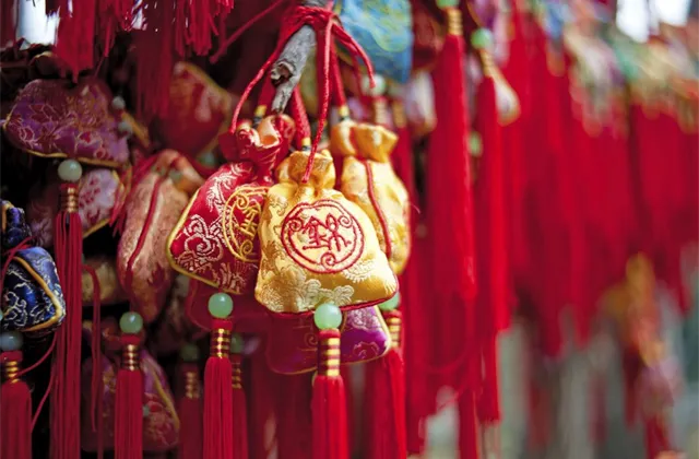 Zpomalení čínské ekonomiky je podle premiéra reakcí na svět