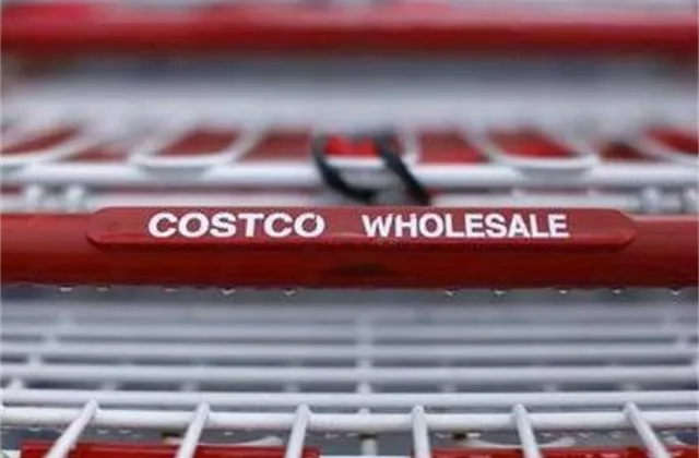 Výsledky Costco Wholesale ve 2Q: Zisk na akcii 1,35 USD (odhad: 1,18 USD), tržby: 26,87 miliardy USD