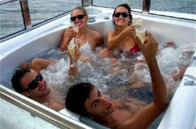 Věří čeští boháči akciím a dluhopisům?