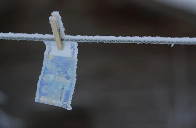 Eurozóna: Index cen výrobců klesl v dubnu meziměsíčně o 0,1 %, meziročně o 2,2 %