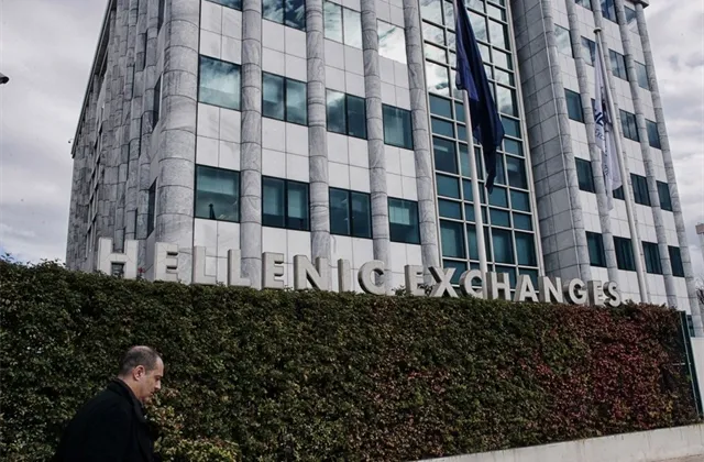 Se znovuotevřením aténské burzy se prý čeká již jen na schválení řeckých návrhů od ECB