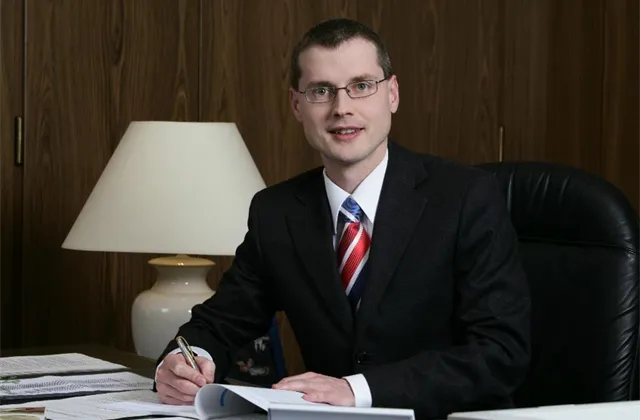 Ranní info z trhů ErsteCB 3.9.2015