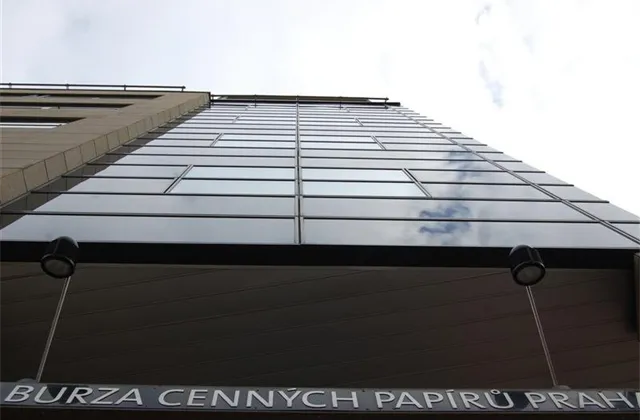 Pražská burza zakončila týden více než procentním růstem, za pět obchodních dní přidala půl procenta