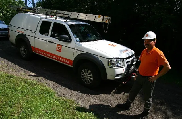 Investec zvyšuje investiční doporučení na ČEZ na "držet" z "prodat"