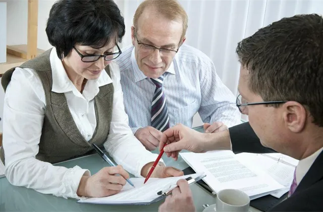 Co by měl mít dobrý finanční poradce?