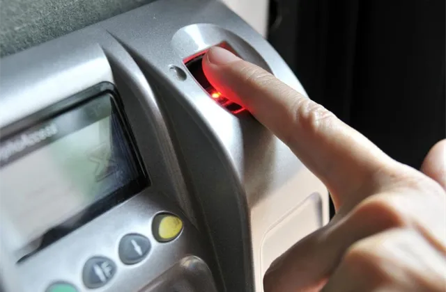 Biometrie jako katalyzátor bankovní revoluce aneb založení účtu za pár minut