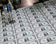 Tištění peněz, tisk peněz, tisk dolarů, dolary, bankovky - ilustrační foto