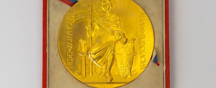 Medaile k dokončení Chrámu svatého Víta