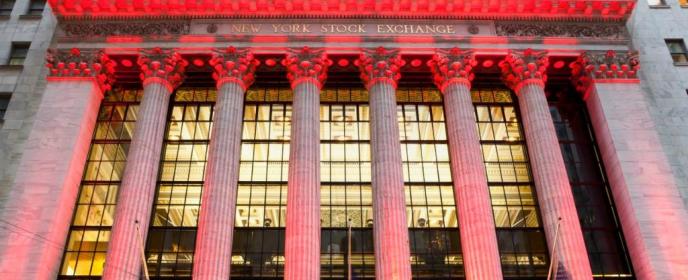 Newyorská burza, Wall Street, NYSE, americké akcie propad, pokles - ilustrační foto Newyorská burza, Wall Street, NYSE, americké akcie propad, pokles - ilustrační foto
