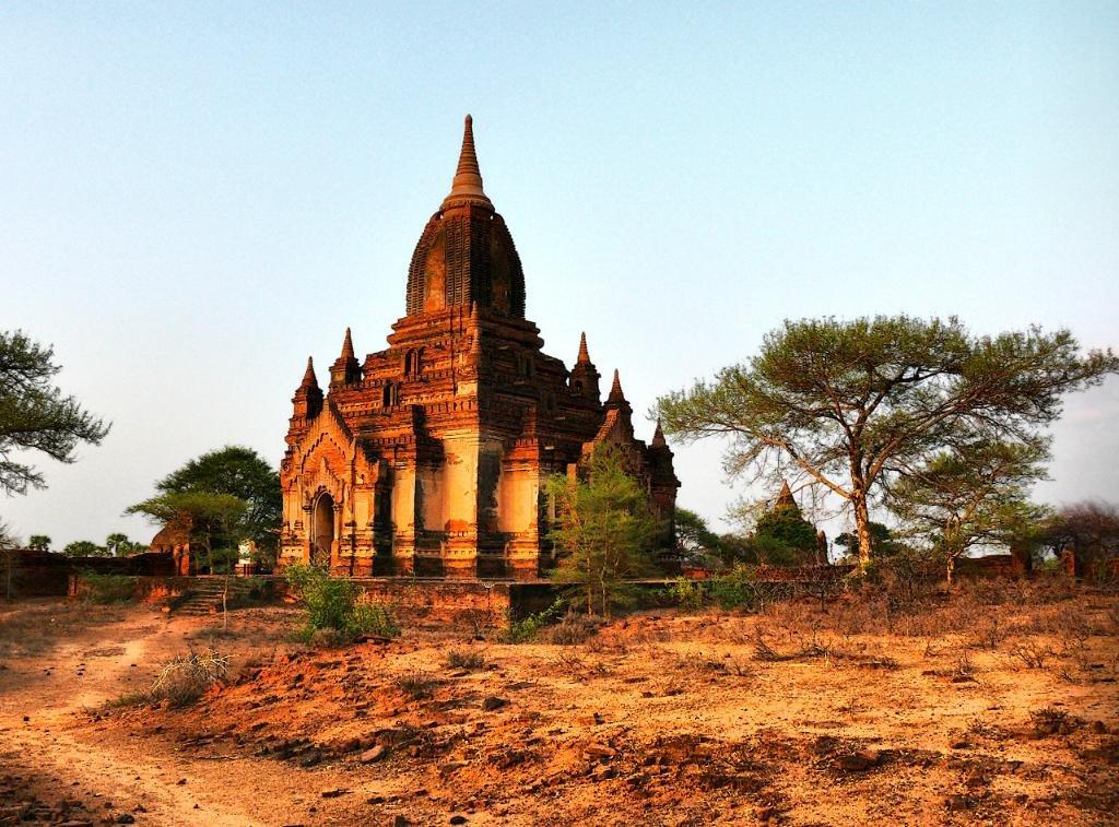 4. Myanmar (Barma)