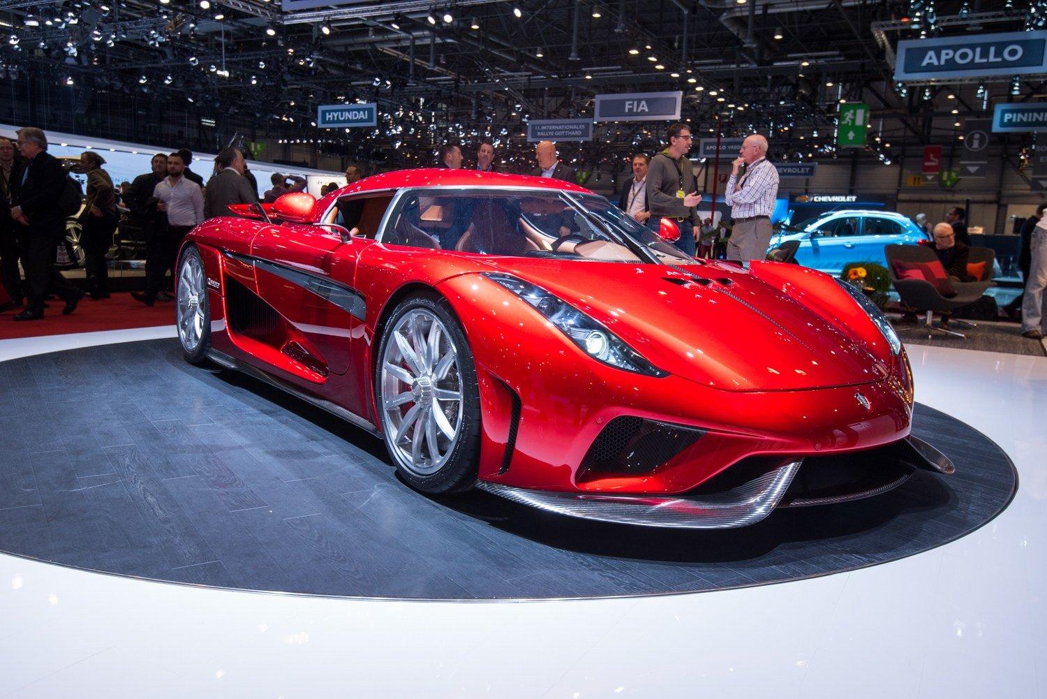 Koenigsegg Regera: 2 miliony USD
